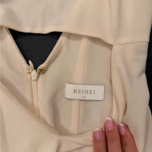 Meshki Cream Cut-Out Long Sleeve Dress - Picture 4 of 5